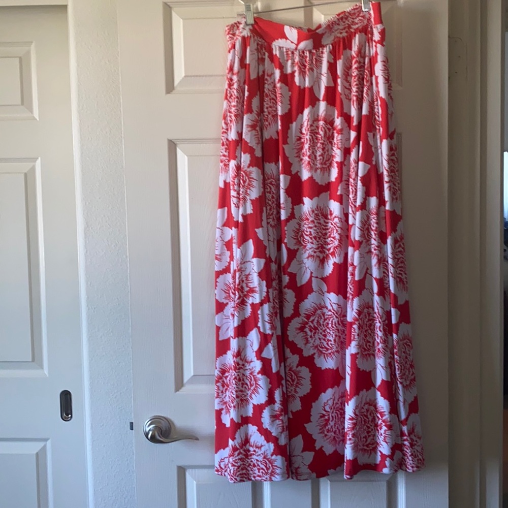 New York and Company Floral Maxi Skirt (XL)